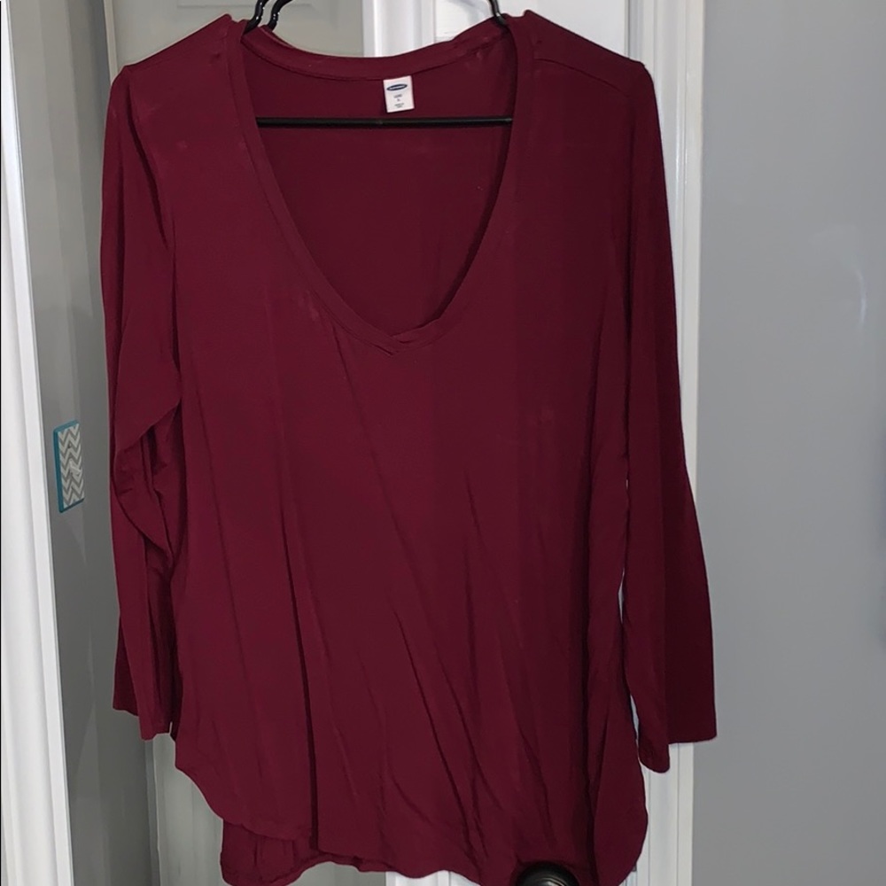 Old navy long sleeve v-neck tee
